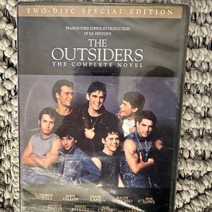 The Outsiders DVD - Two-Disc Special Edition (BRAND NEW)